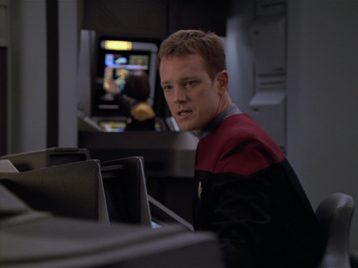 extant_StarTrek_VOY_5x14-Bliss_01771.jpg