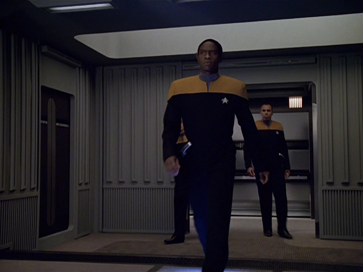 extant_StarTrek_VOY_5x14-Bliss_01789.jpg