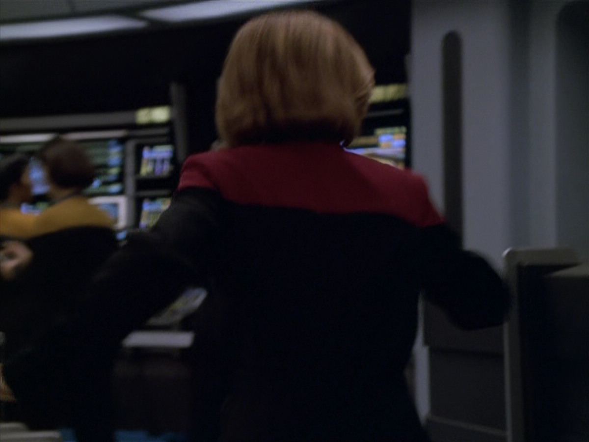 extant_StarTrek_VOY_5x14-Bliss_01802.jpg