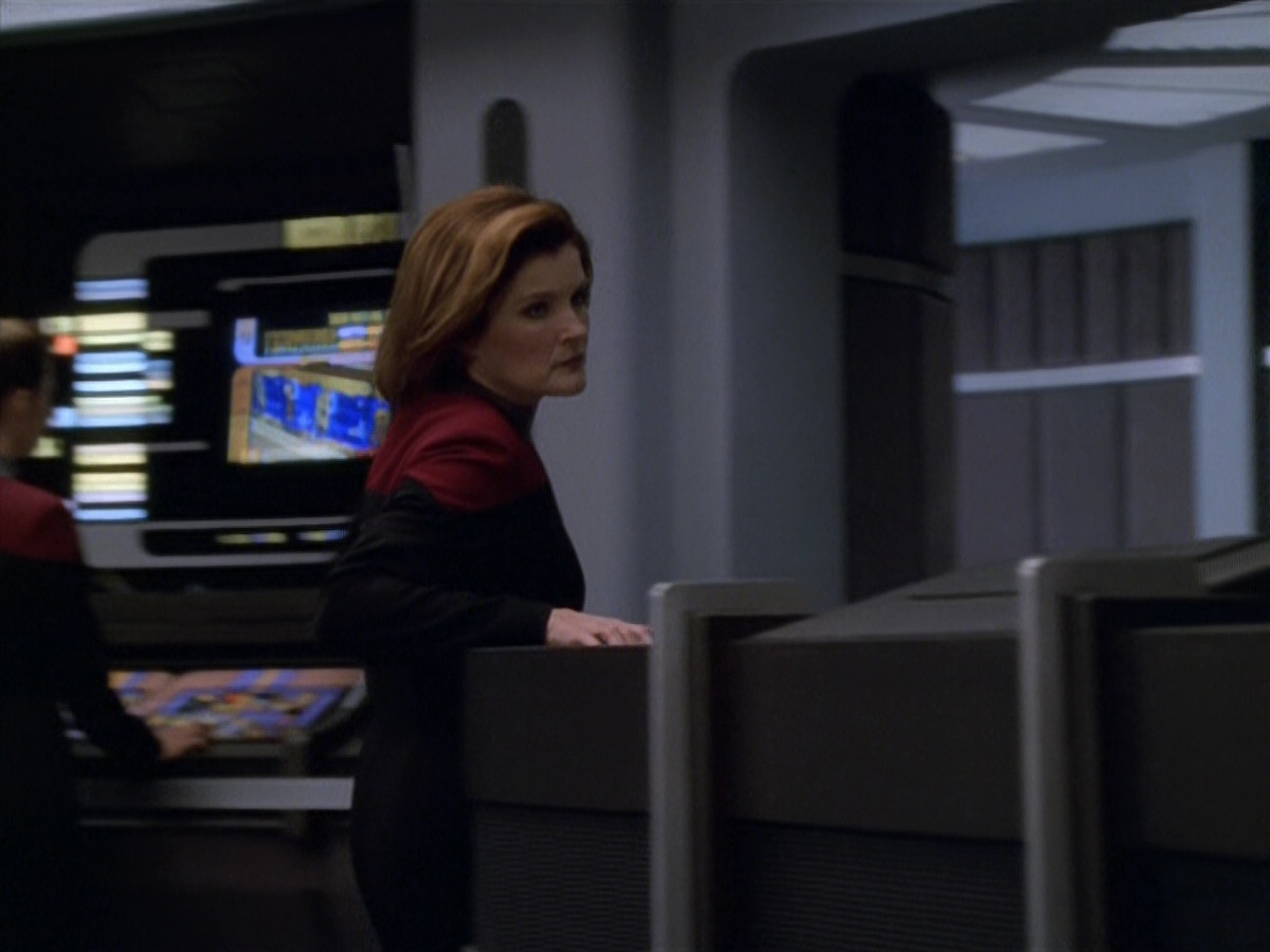 extant_StarTrek_VOY_5x14-Bliss_01804.jpg