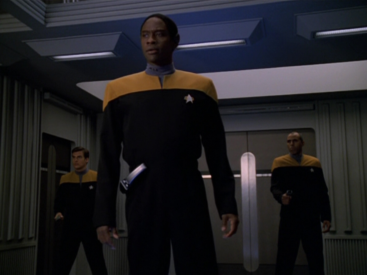 extant_StarTrek_VOY_5x14-Bliss_01829.jpg