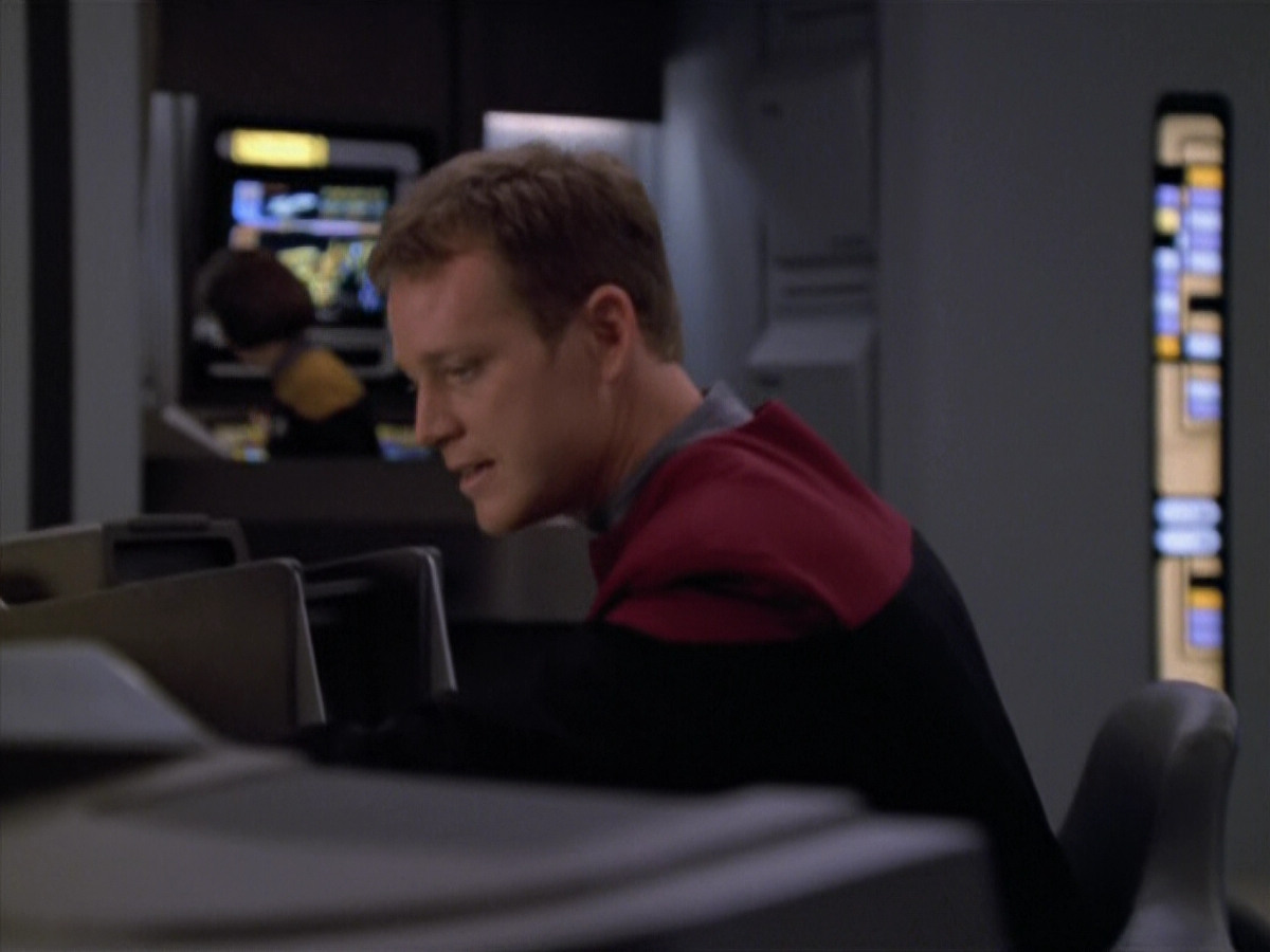 extant_StarTrek_VOY_5x14-Bliss_01888.jpg
