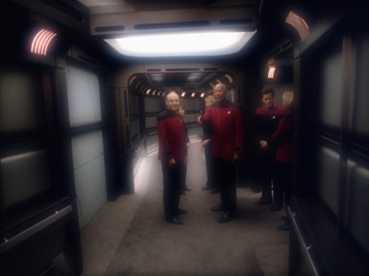 extant_StarTrek_VOY_5x14-Bliss_01915.jpg