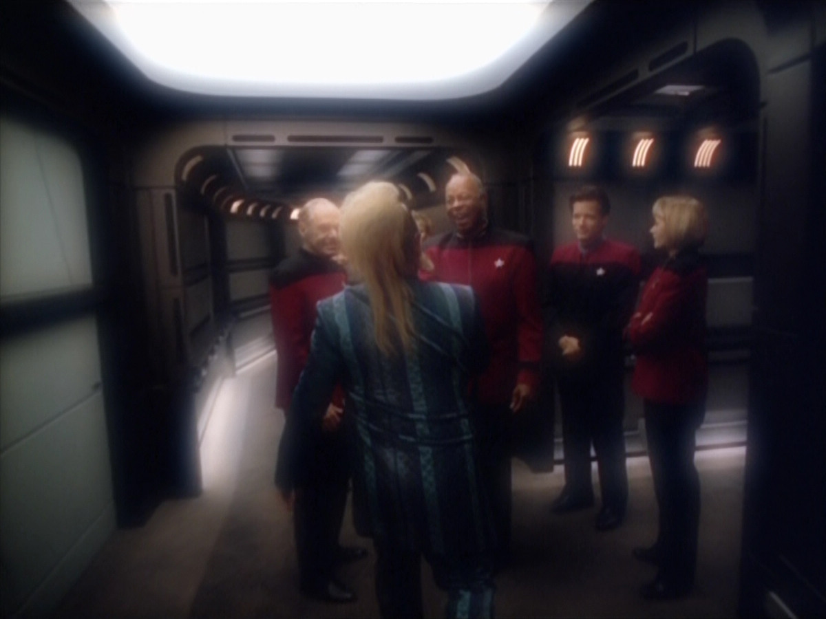 extant_StarTrek_VOY_5x14-Bliss_01926.jpg
