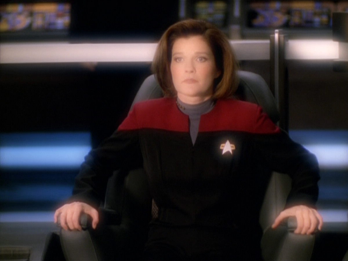extant_StarTrek_VOY_5x14-Bliss_01938.jpg