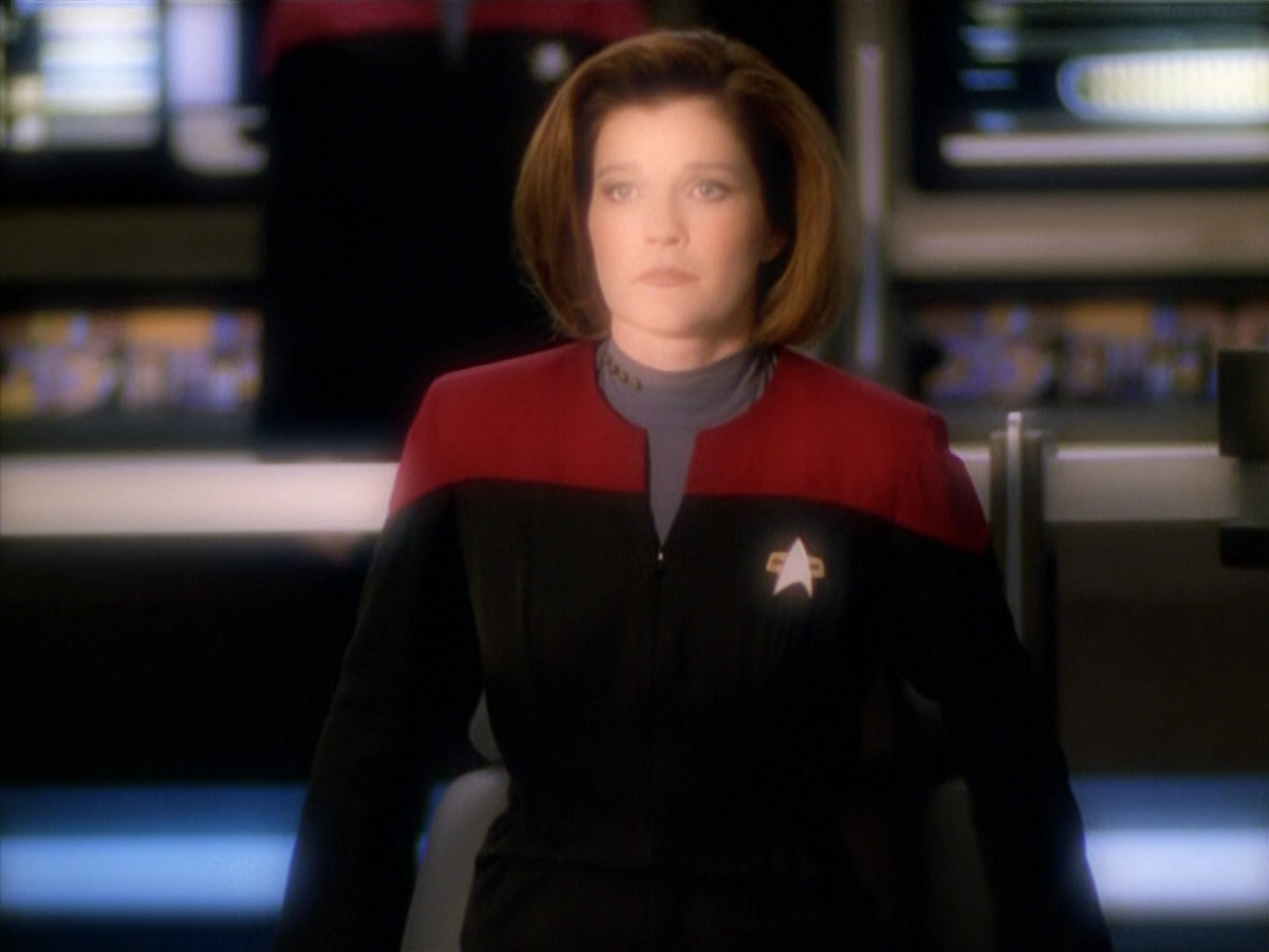 extant_StarTrek_VOY_5x14-Bliss_01942.jpg