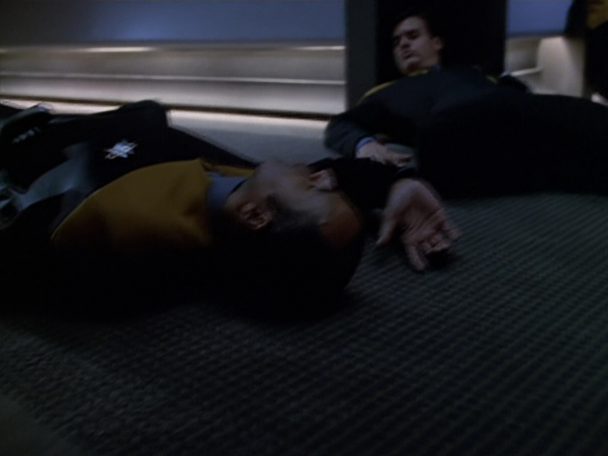 extant_StarTrek_VOY_5x14-Bliss_02039.jpg