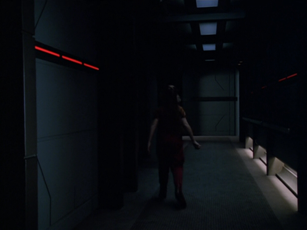 extant_StarTrek_VOY_5x14-Bliss_02096.jpg