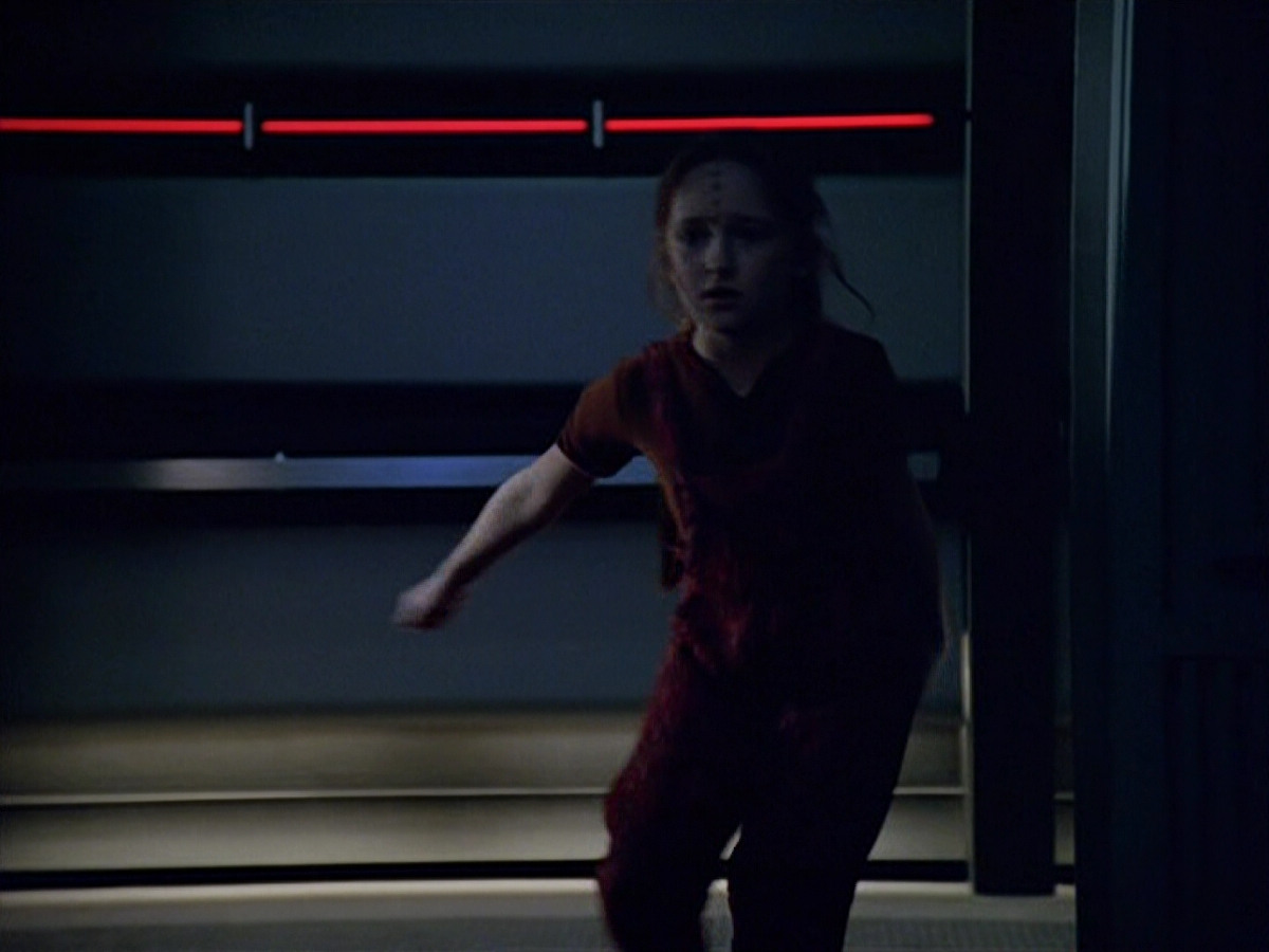 extant_StarTrek_VOY_5x14-Bliss_02107.jpg