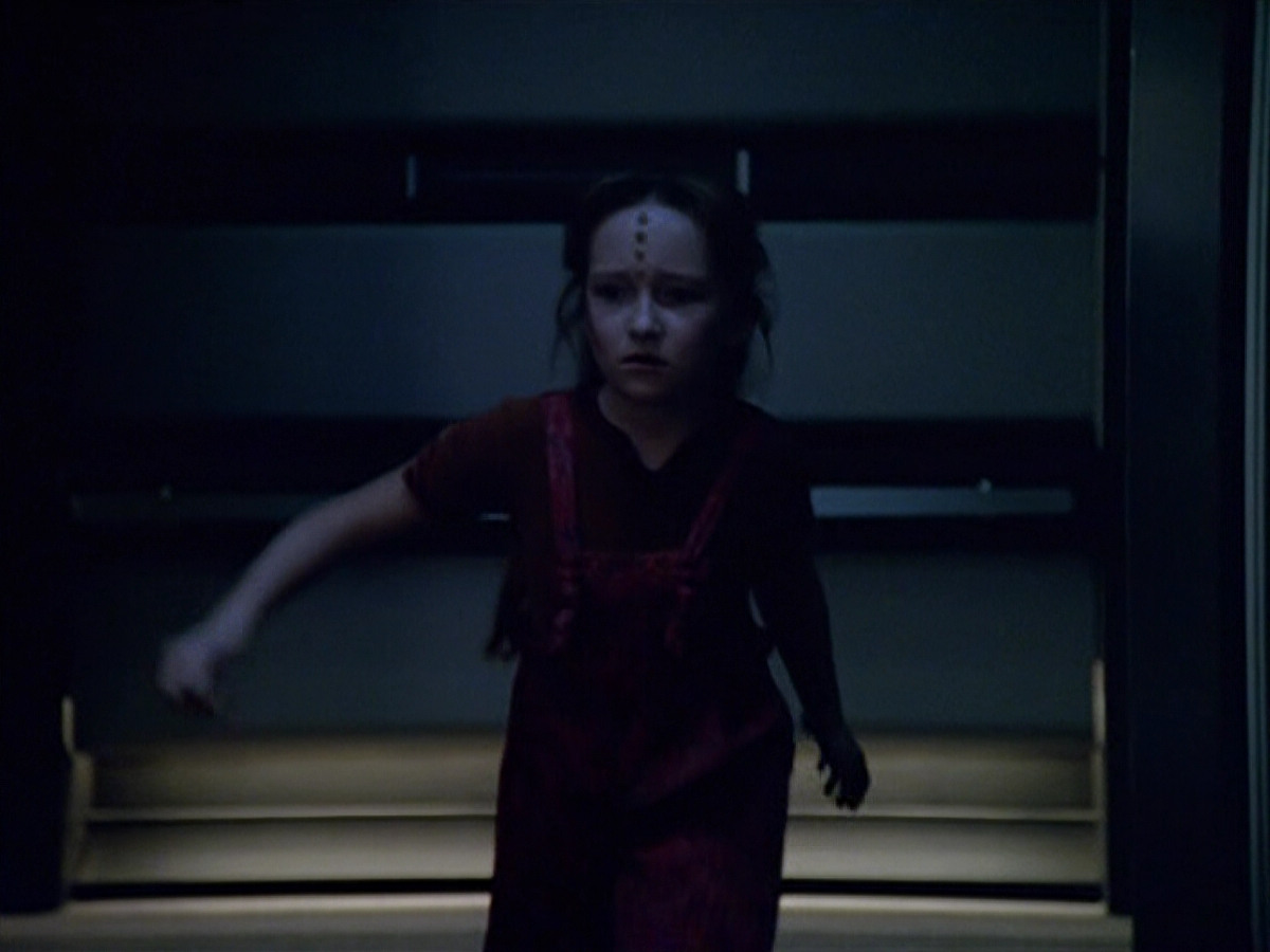 extant_StarTrek_VOY_5x14-Bliss_02108.jpg