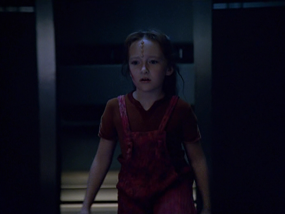 extant_StarTrek_VOY_5x14-Bliss_02109.jpg
