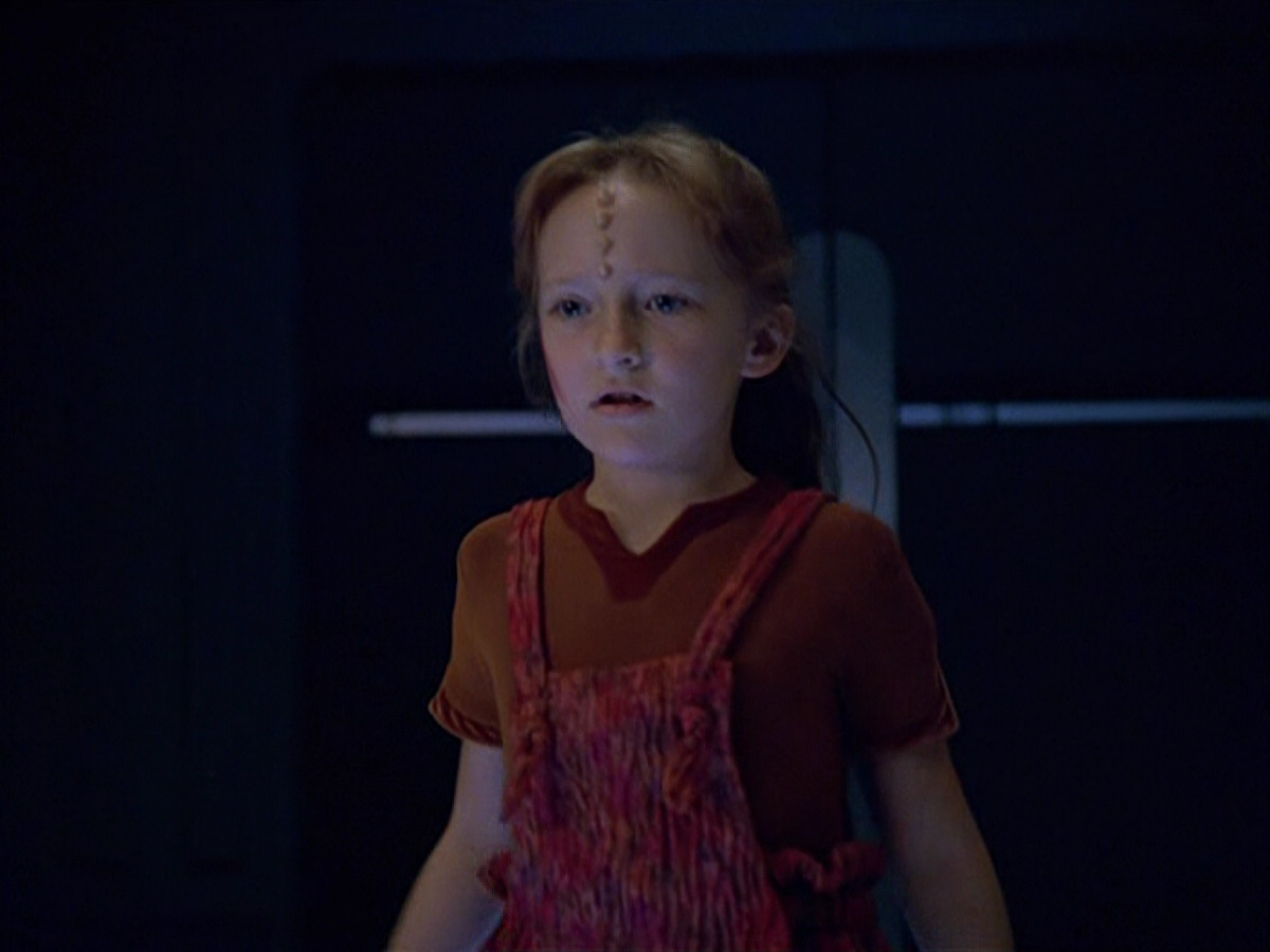 extant_StarTrek_VOY_5x14-Bliss_02111.jpg