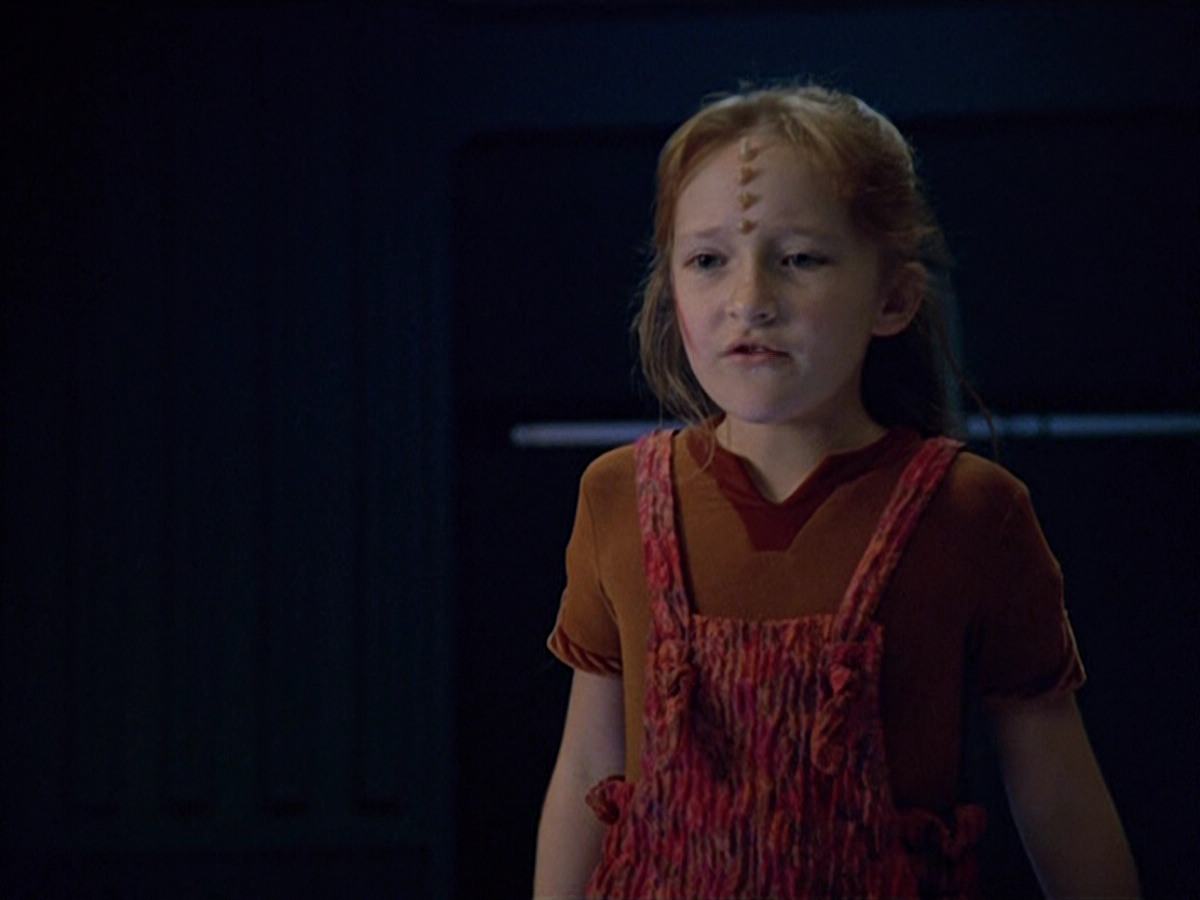 extant_StarTrek_VOY_5x14-Bliss_02116.jpg
