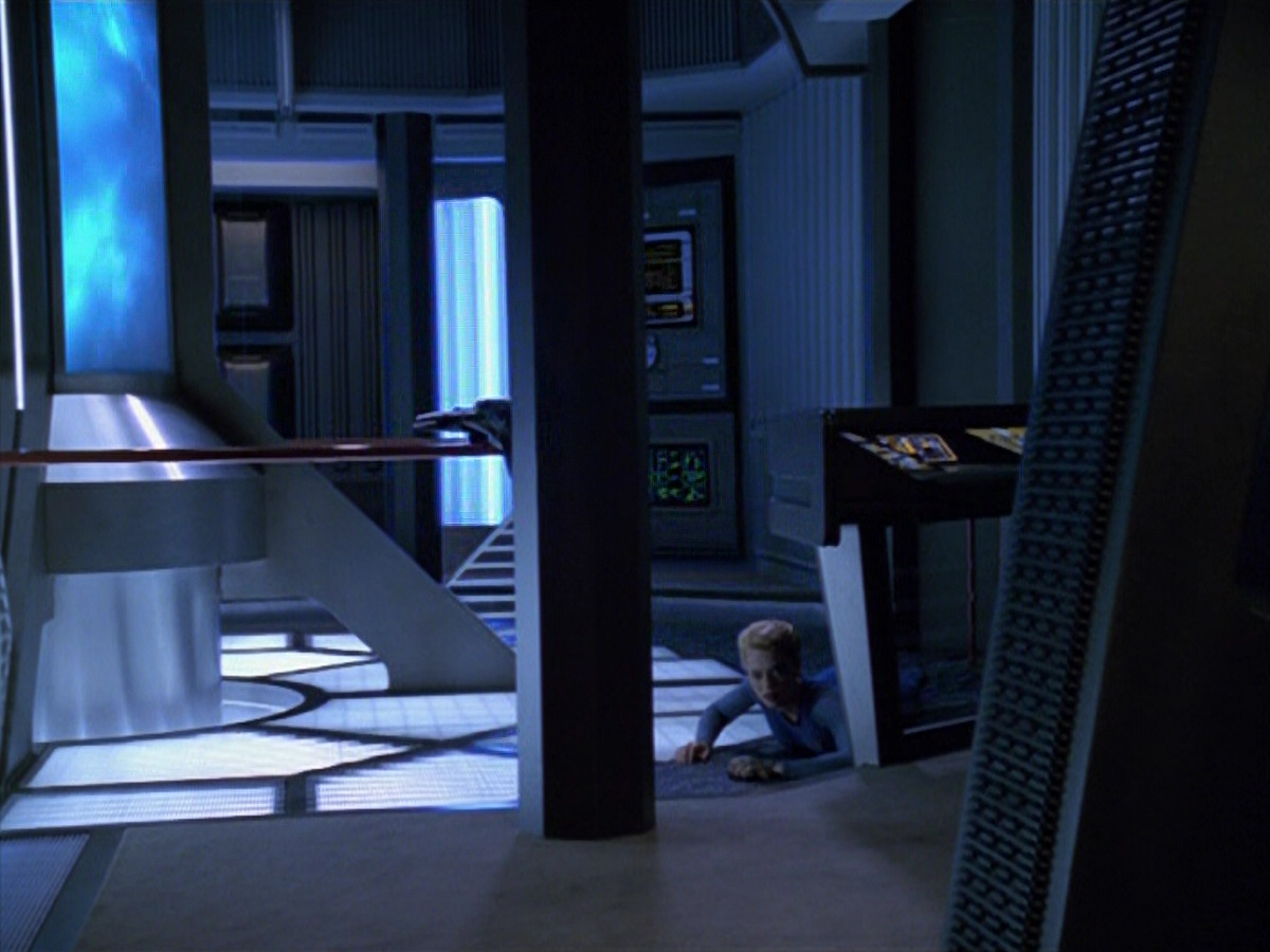 extant_StarTrek_VOY_5x14-Bliss_02126.jpg