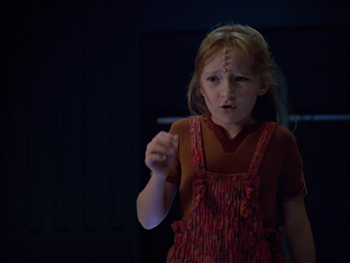 extant_StarTrek_VOY_5x14-Bliss_02129.jpg