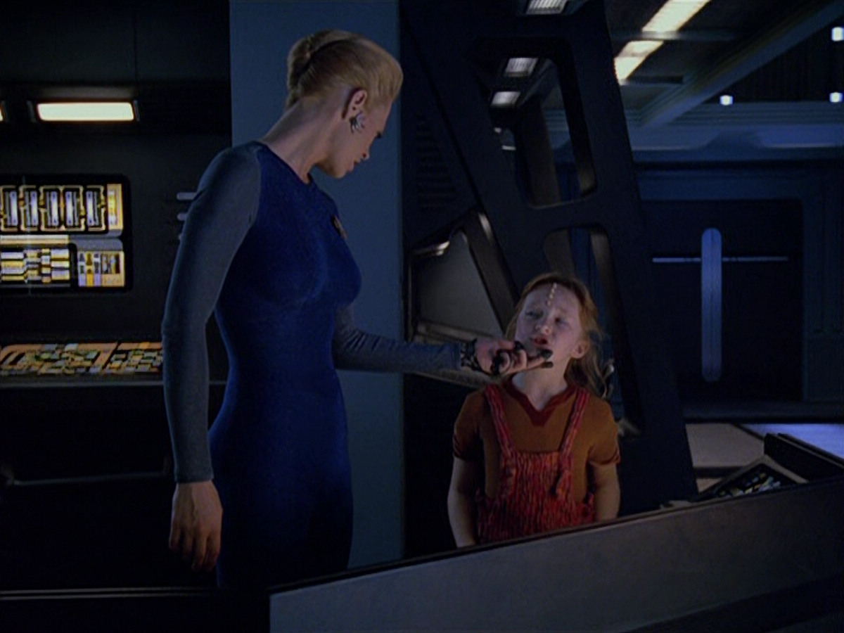 extant_StarTrek_VOY_5x14-Bliss_02160.jpg