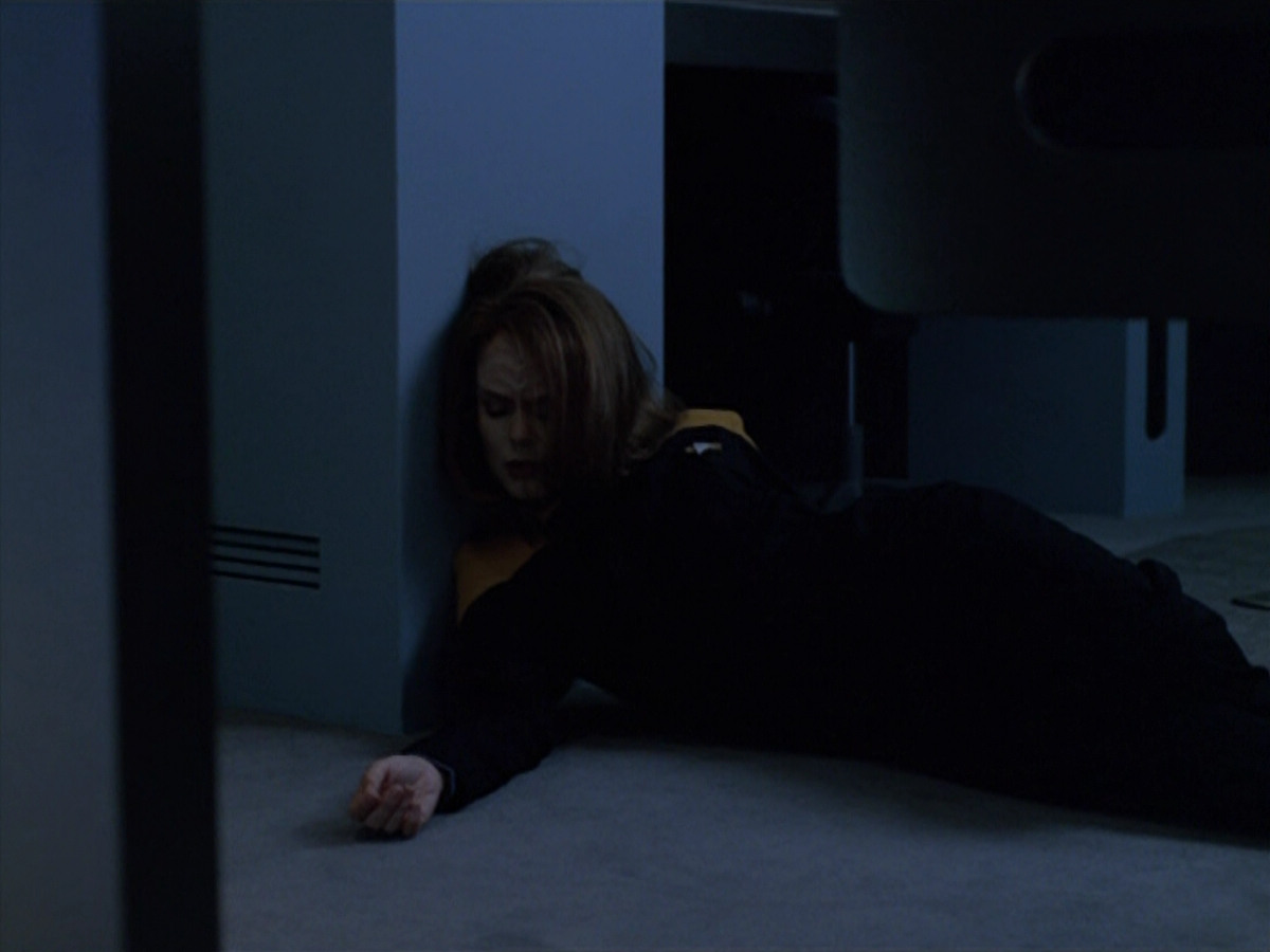 extant_StarTrek_VOY_5x14-Bliss_02165.jpg