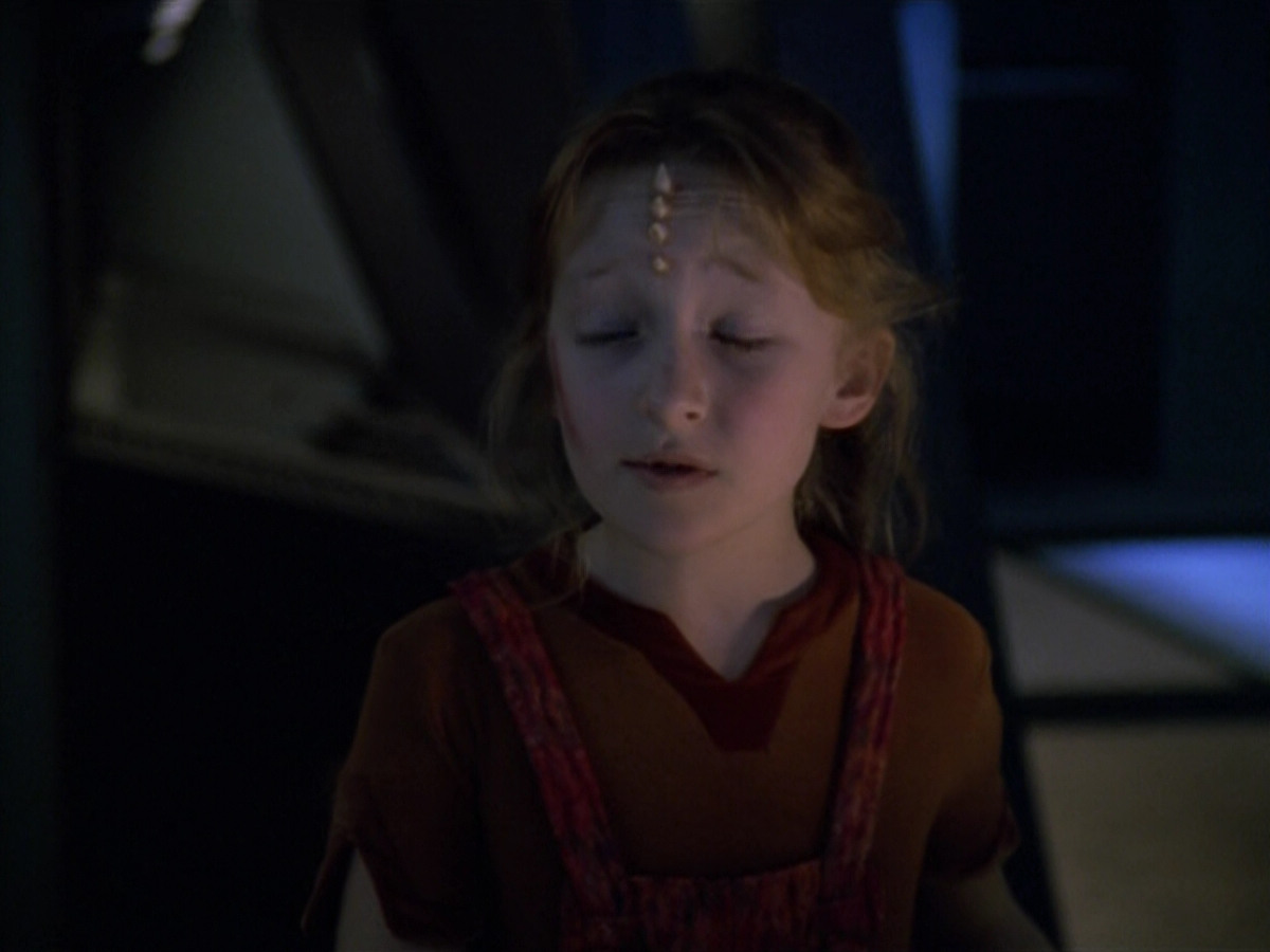 extant_StarTrek_VOY_5x14-Bliss_02195.jpg