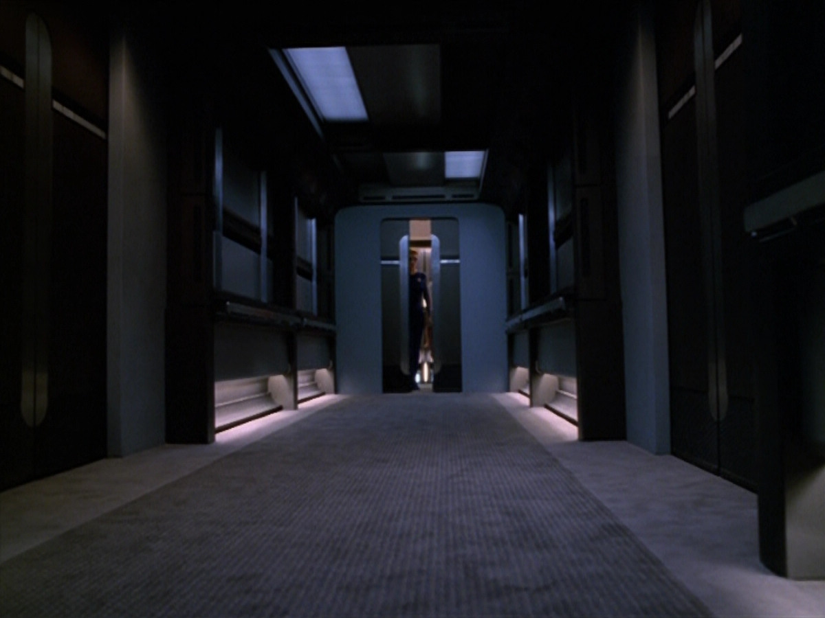 extant_StarTrek_VOY_5x14-Bliss_02233.jpg