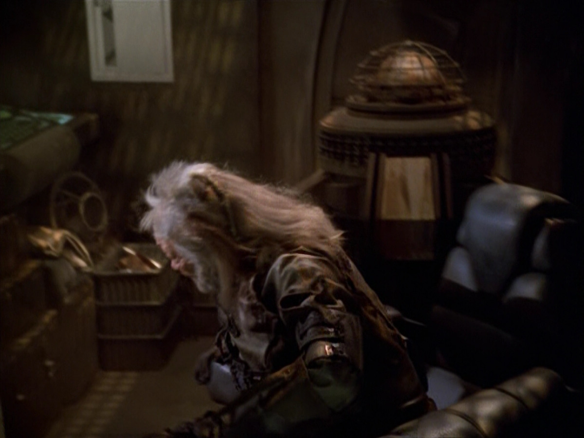 extant_StarTrek_VOY_5x14-Bliss_02381.jpg