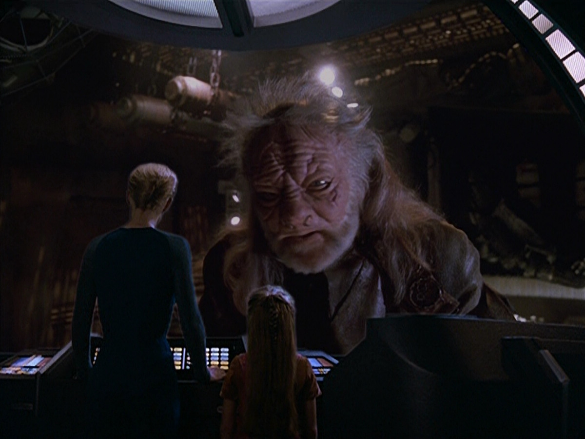 extant_StarTrek_VOY_5x14-Bliss_02401.jpg