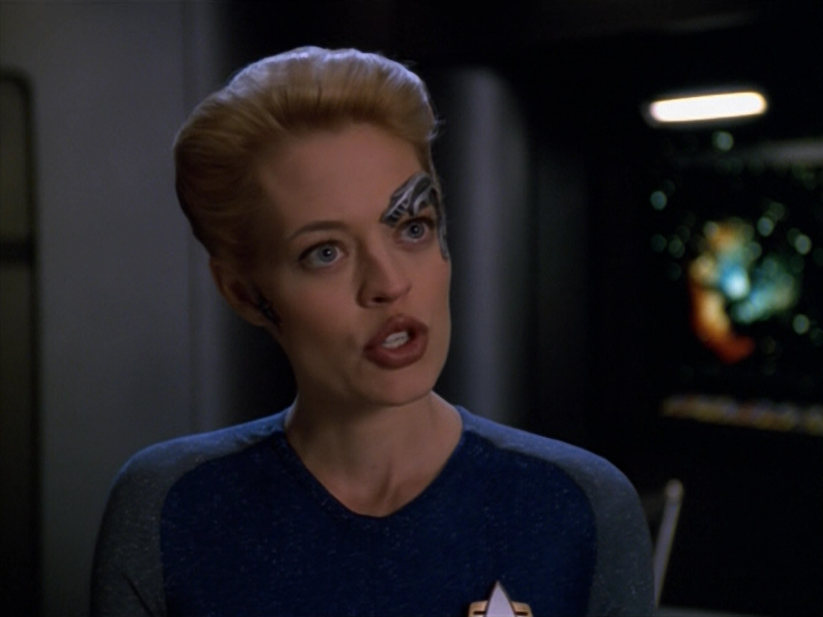 extant_StarTrek_VOY_5x14-Bliss_02413.jpg