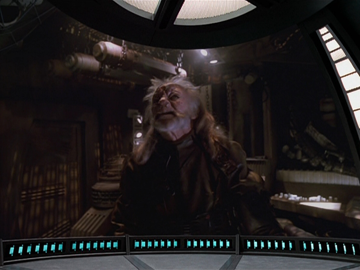 extant_StarTrek_VOY_5x14-Bliss_02432.jpg