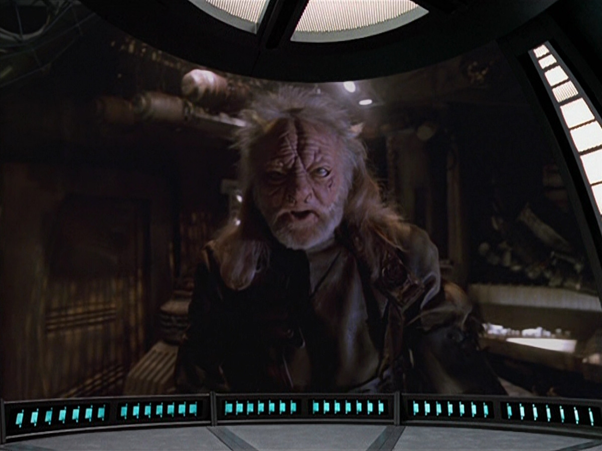 extant_StarTrek_VOY_5x14-Bliss_02438.jpg