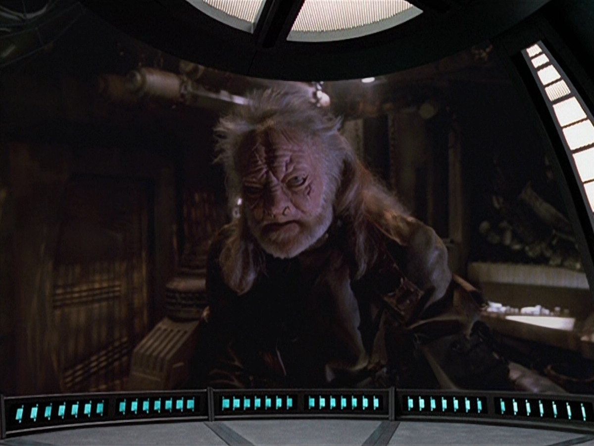 extant_StarTrek_VOY_5x14-Bliss_02471.jpg