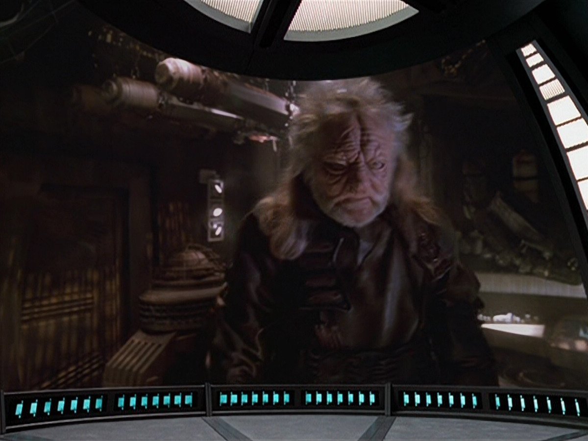 extant_StarTrek_VOY_5x14-Bliss_02481.jpg