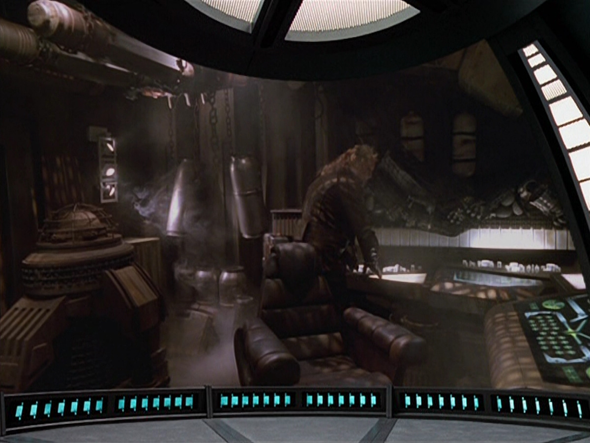 extant_StarTrek_VOY_5x14-Bliss_02489.jpg