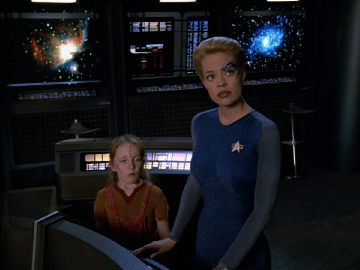 extant_StarTrek_VOY_5x14-Bliss_02502.jpg