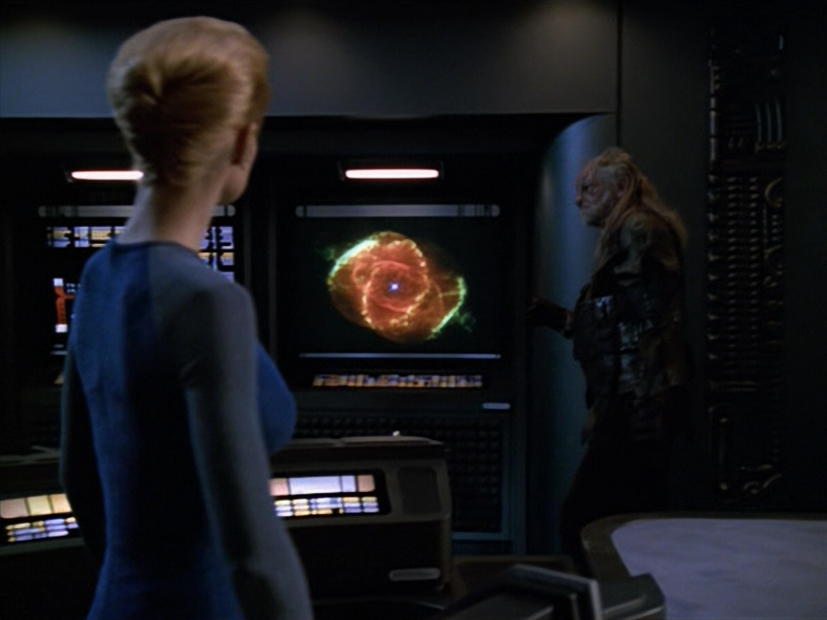 extant_StarTrek_VOY_5x14-Bliss_02517.jpg