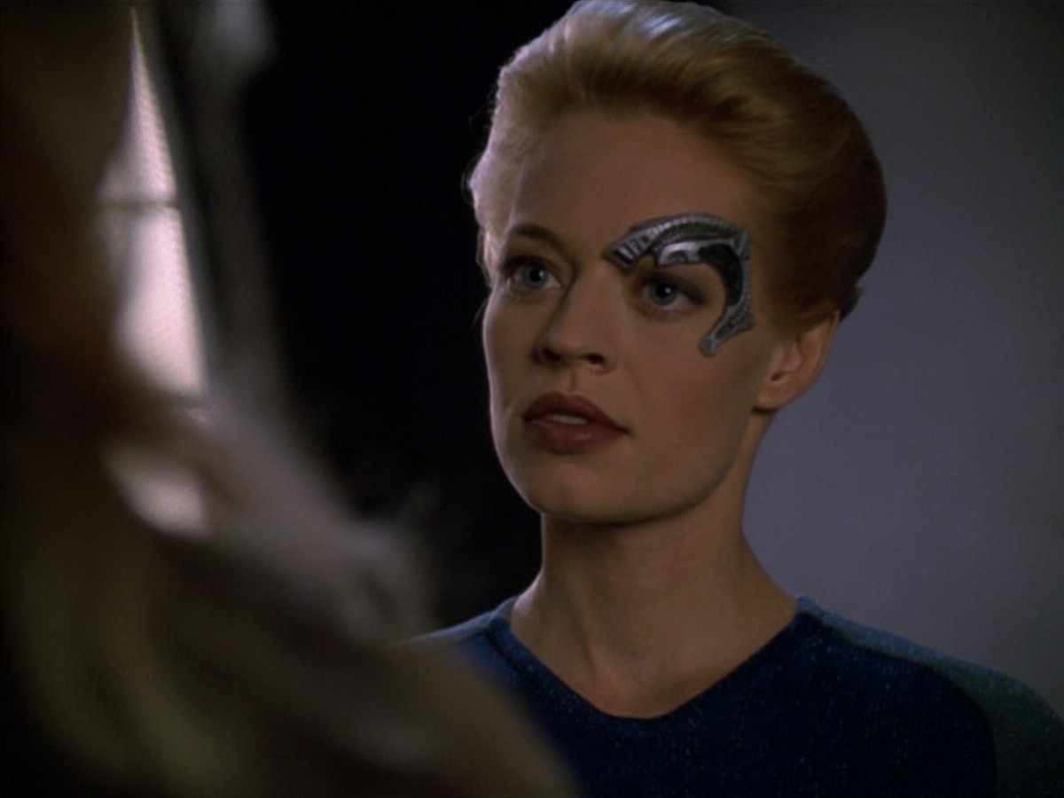extant_StarTrek_VOY_5x14-Bliss_02539.jpg