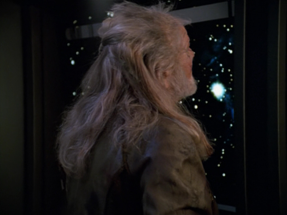 extant_StarTrek_VOY_5x14-Bliss_02634.jpg