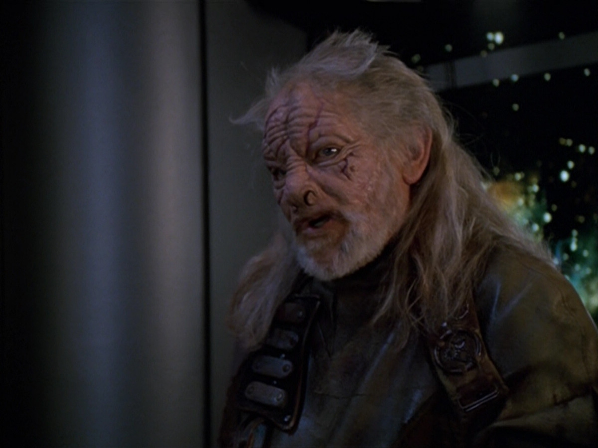 extant_StarTrek_VOY_5x14-Bliss_02661.jpg