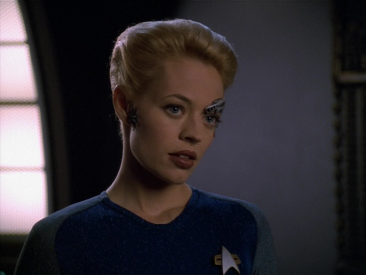 extant_StarTrek_VOY_5x14-Bliss_02686.jpg