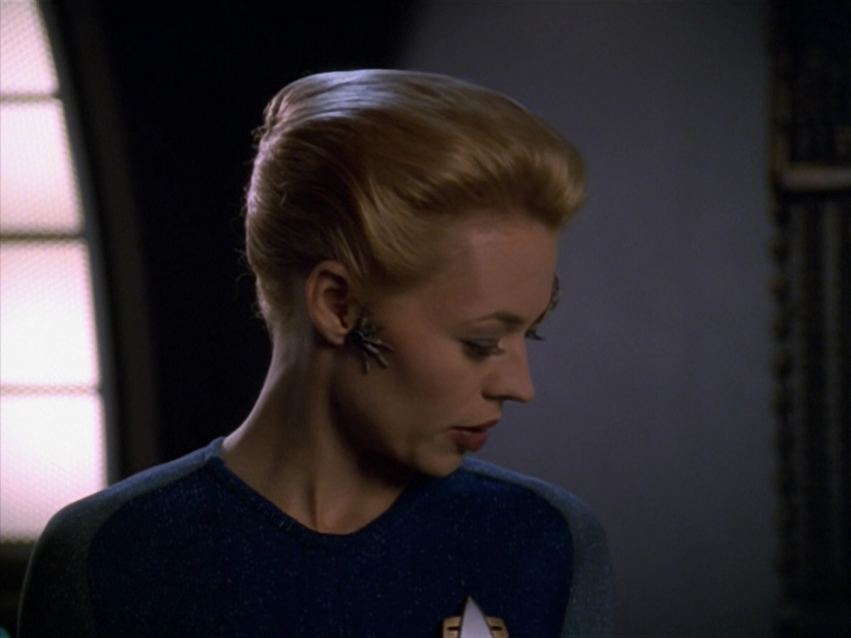 extant_StarTrek_VOY_5x14-Bliss_02726.jpg
