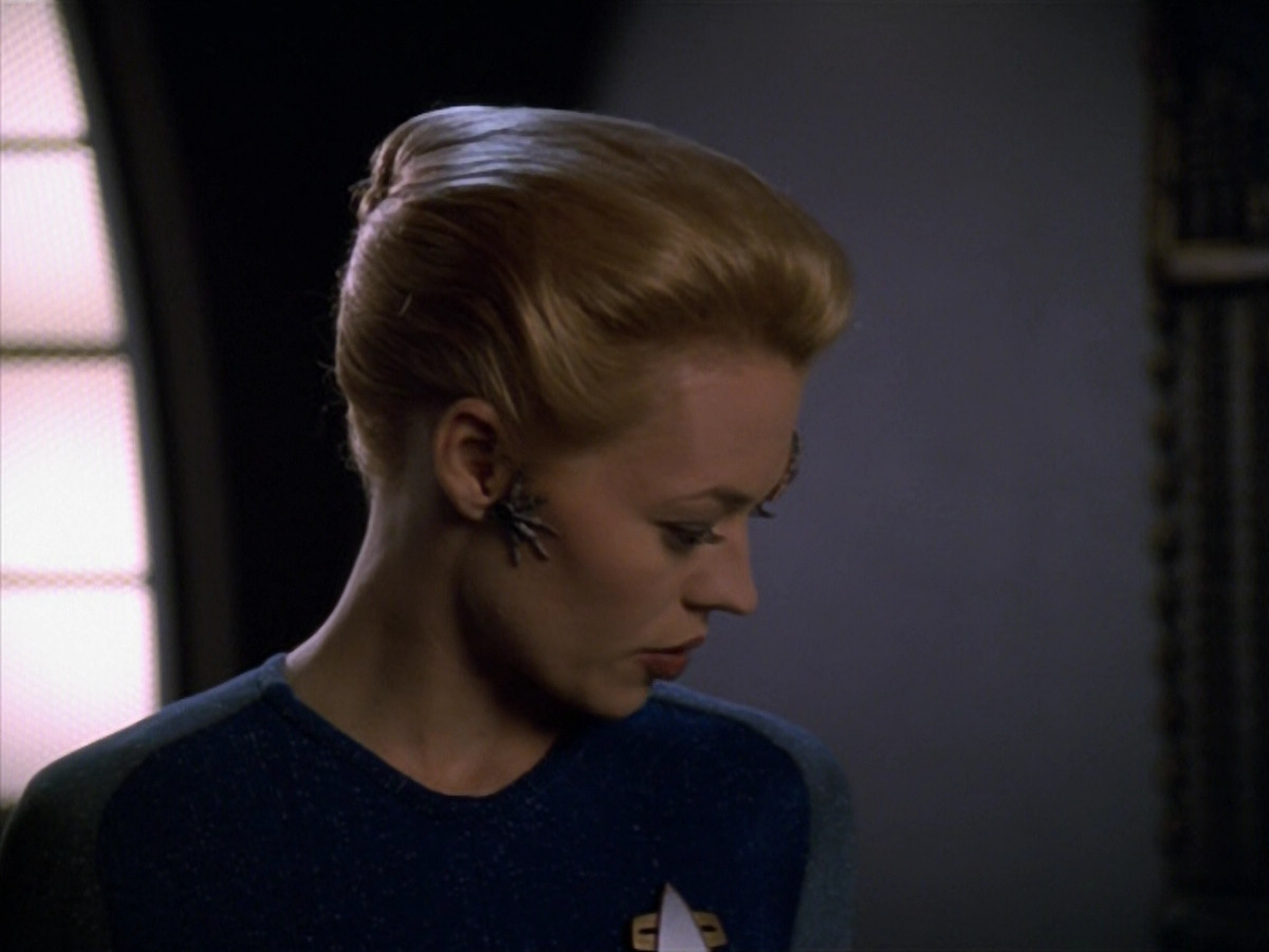 extant_StarTrek_VOY_5x14-Bliss_02729.jpg