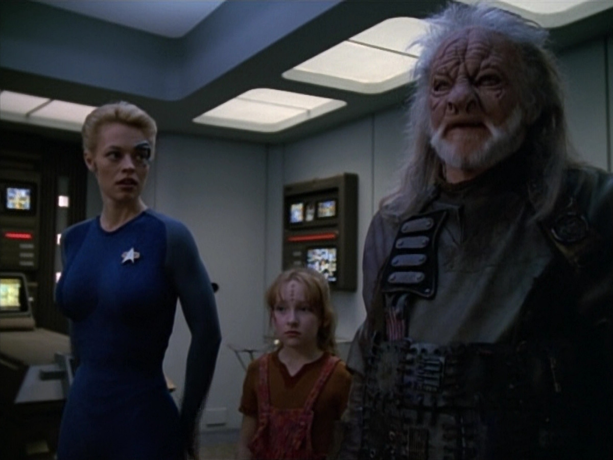 extant_StarTrek_VOY_5x14-Bliss_02765.jpg