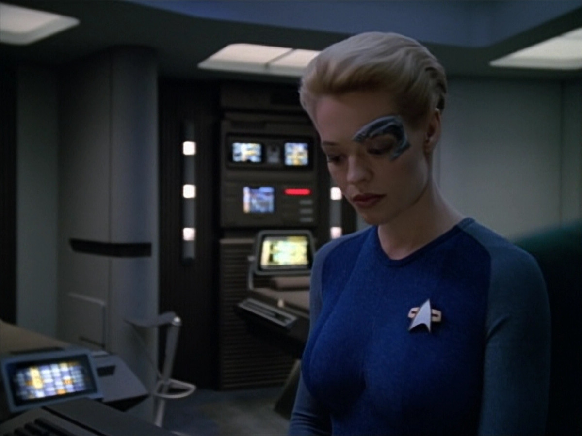 extant_StarTrek_VOY_5x14-Bliss_02875.jpg
