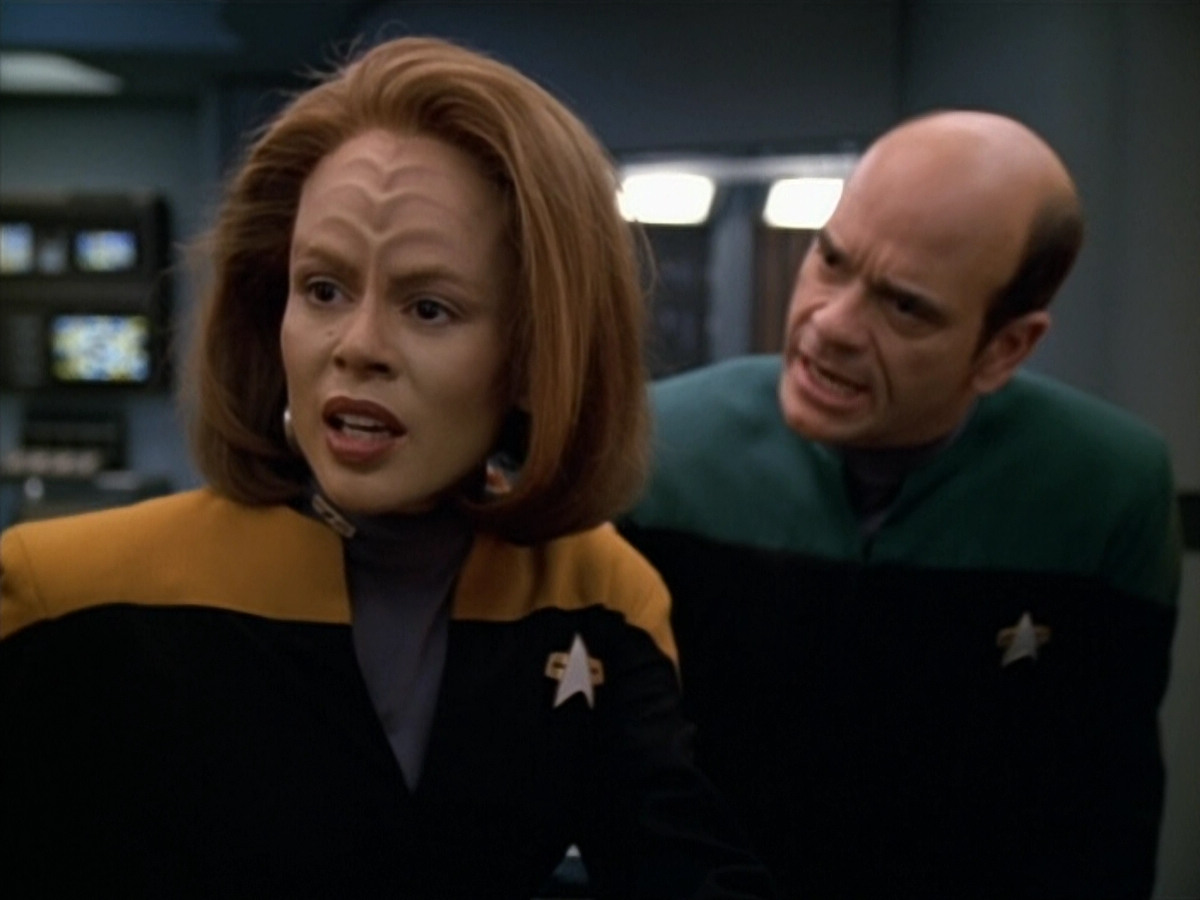 extant_StarTrek_VOY_5x14-Bliss_02954.jpg