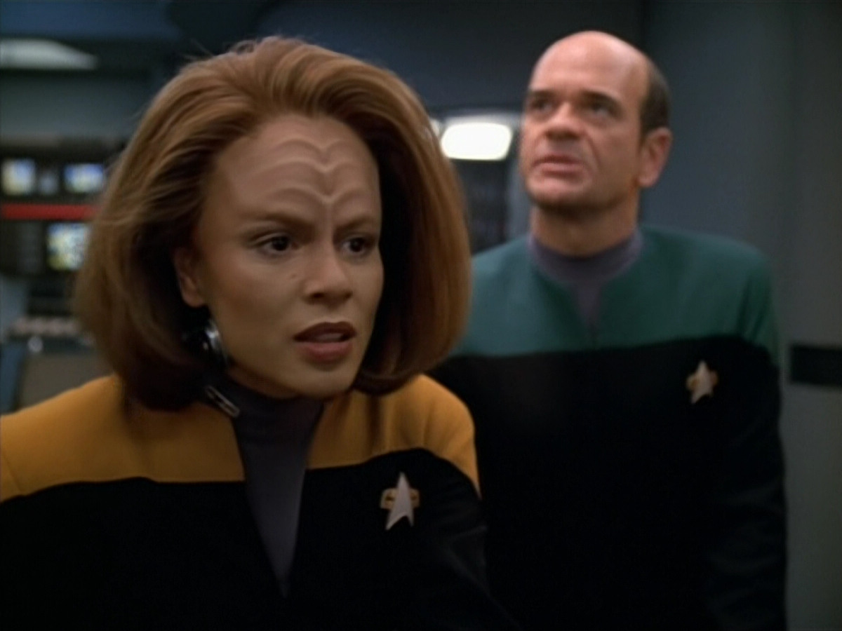 extant_StarTrek_VOY_5x14-Bliss_02959.jpg