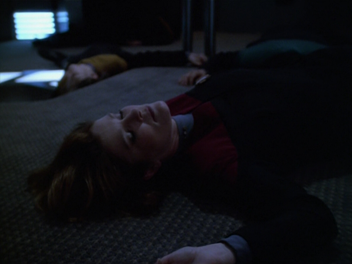 extant_StarTrek_VOY_5x14-Bliss_02994.jpg