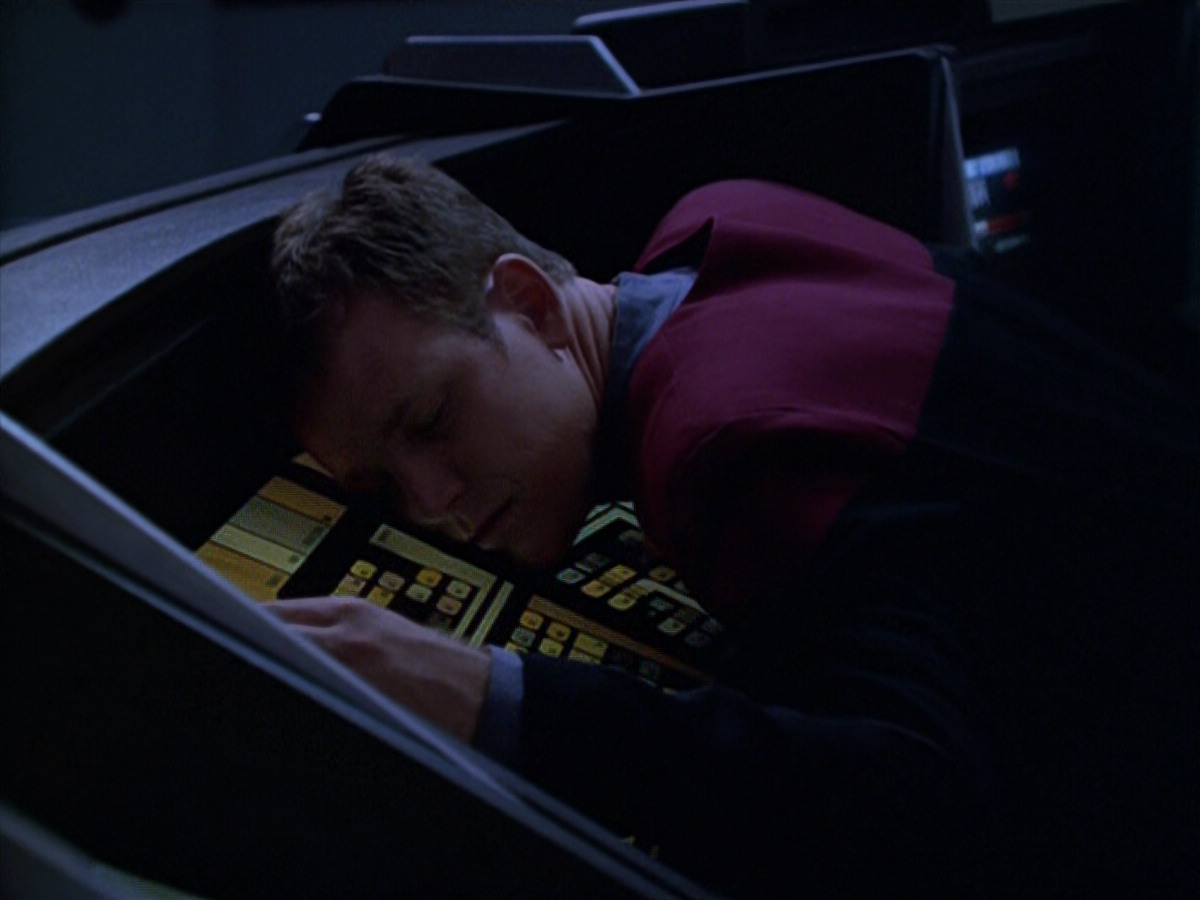extant_StarTrek_VOY_5x14-Bliss_02998.jpg