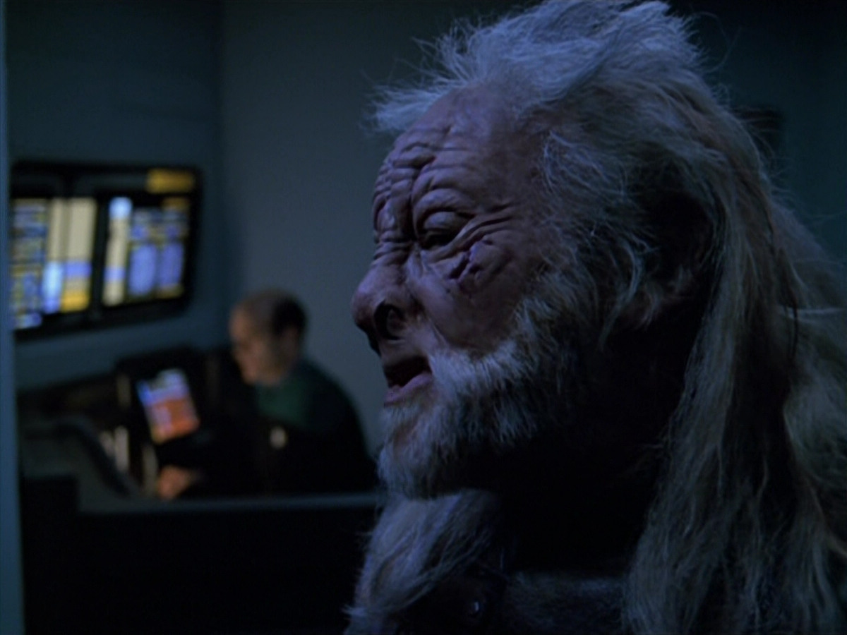 extant_StarTrek_VOY_5x14-Bliss_03025.jpg