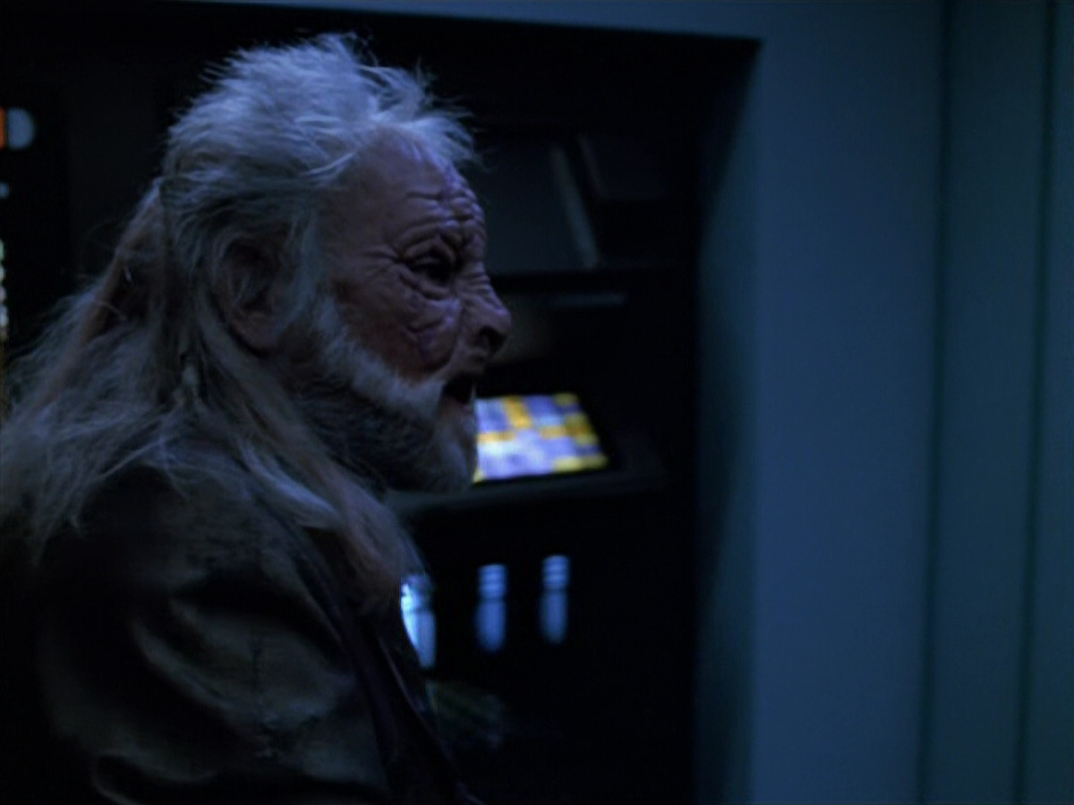 extant_StarTrek_VOY_5x14-Bliss_03041.jpg