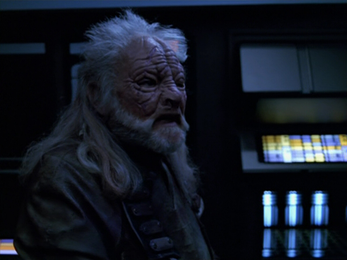 extant_StarTrek_VOY_5x14-Bliss_03043.jpg