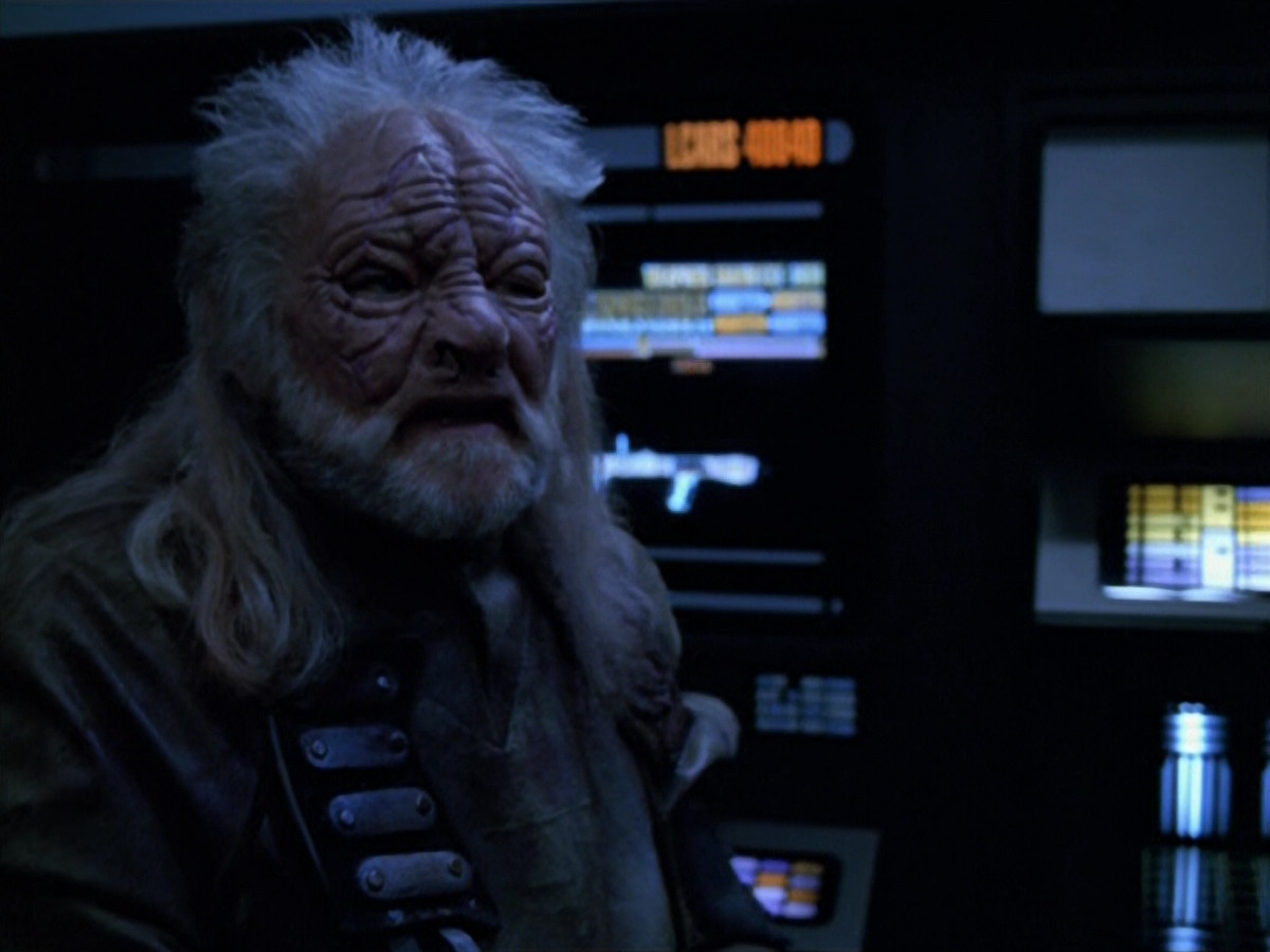 extant_StarTrek_VOY_5x14-Bliss_03045.jpg