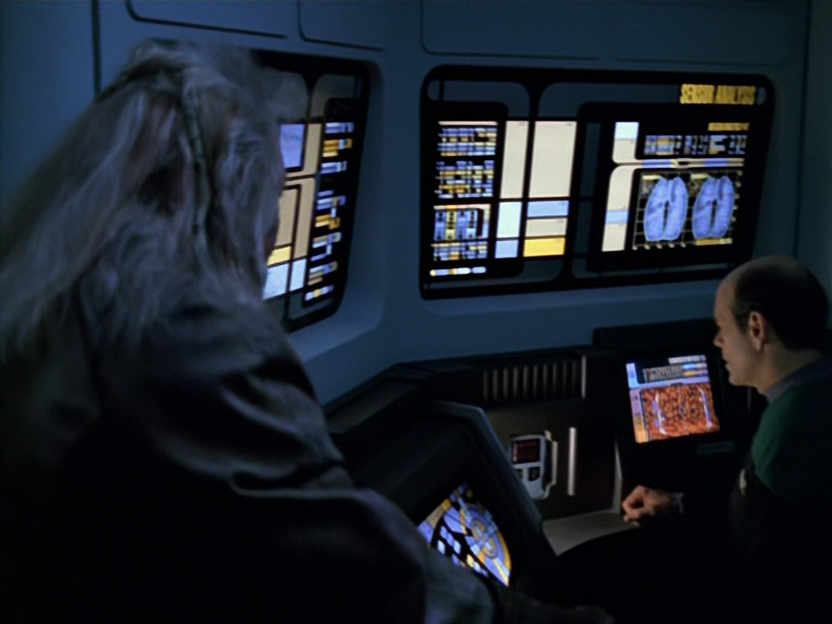 extant_StarTrek_VOY_5x14-Bliss_03079.jpg